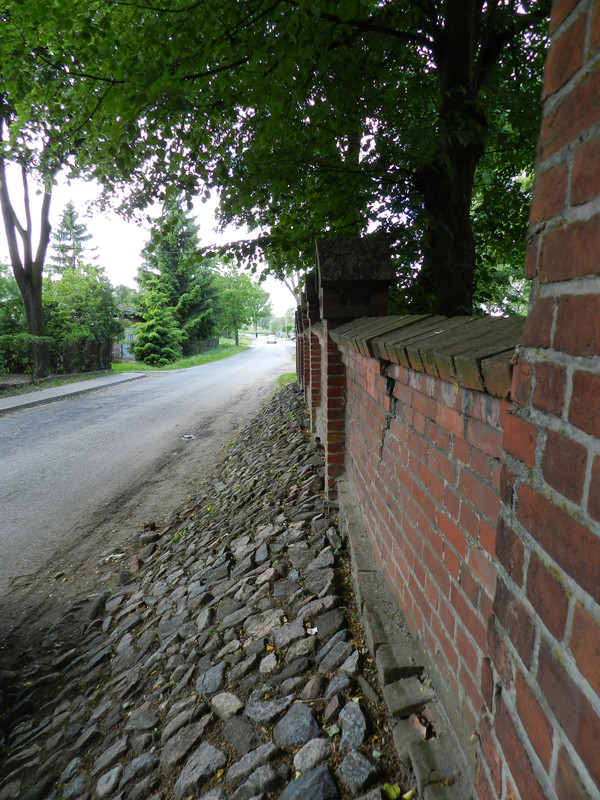 67 - Parking pod kościołem w Kortumowie (Aldona)