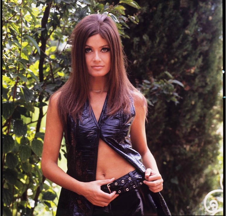 marisa_mell_b99