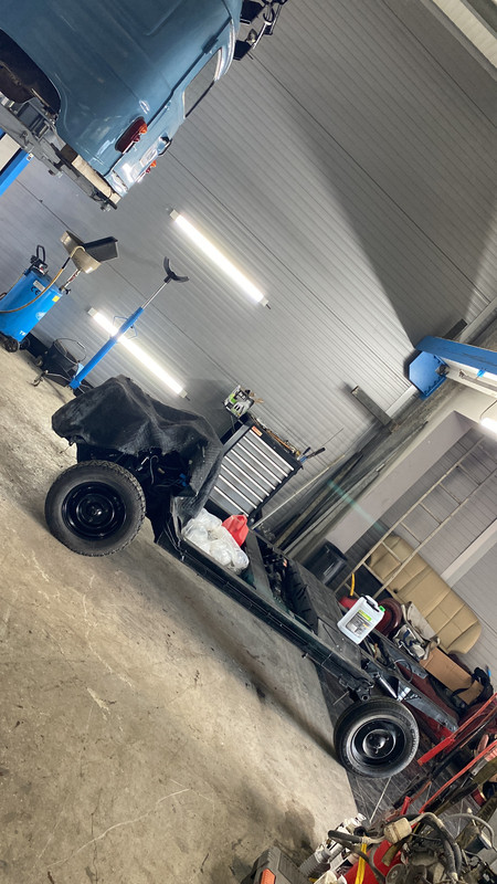 C4D03E58-0E3E-48F9-9C32-6659581C2284