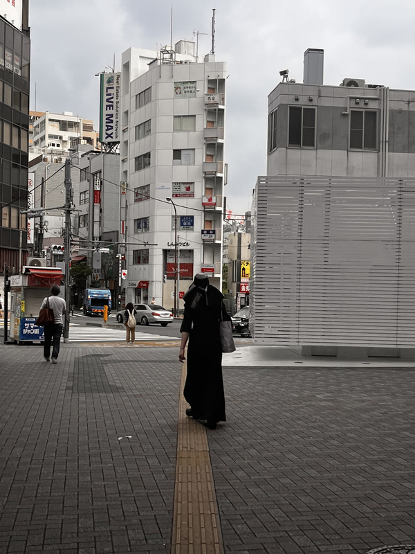 D56F27B0-B9A6-4E5D-A9FE-B6A44AC9723E