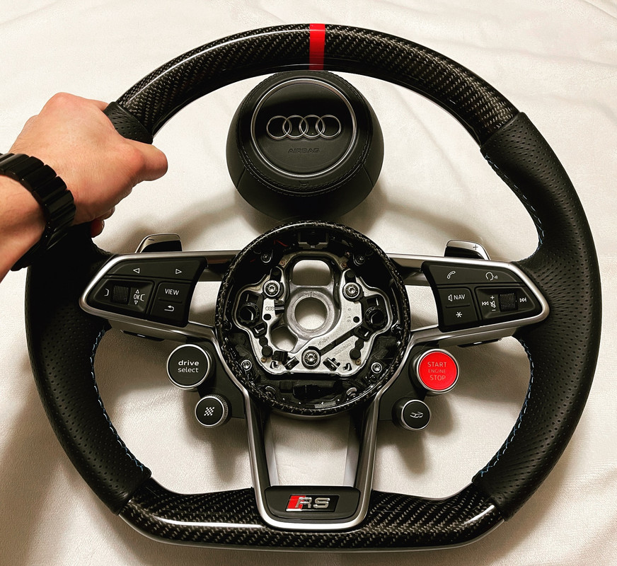 R8_Wheel_01