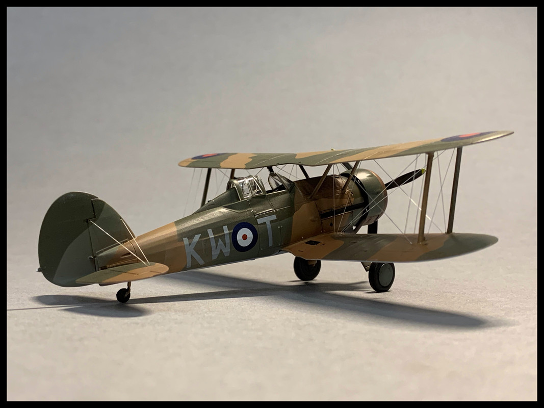 4AF8CA3C-41DD-4303-A052-FBEB4D53745F