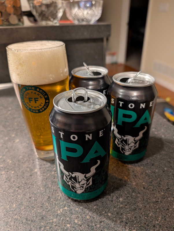 PXL 20260103 223547728 NIGHT