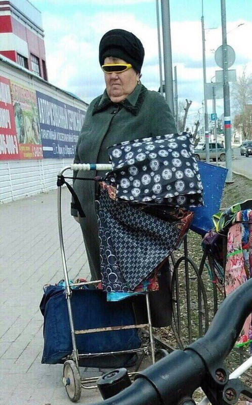смешные-картинки-киберпанк-который-мы-заслужили-очки-4626797