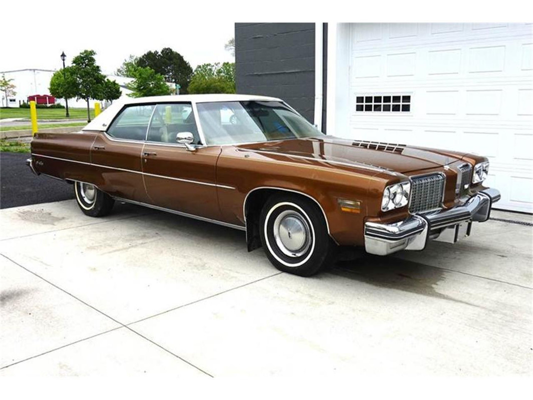 7857465-1974-oldsmobile-98-std