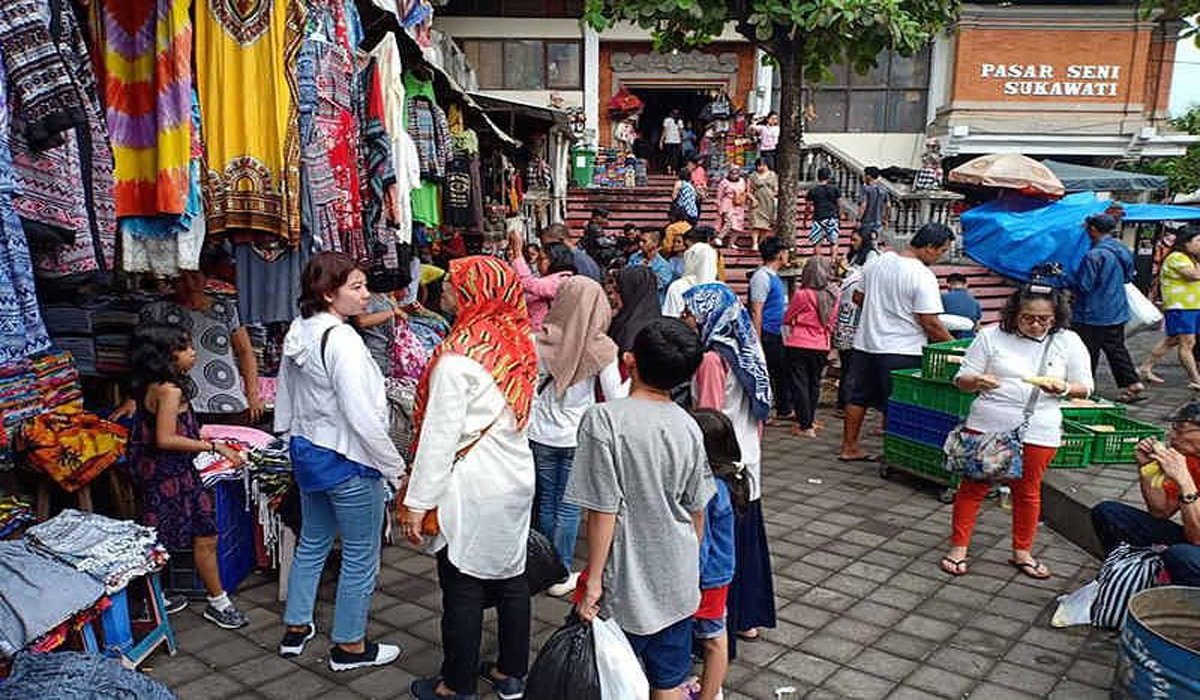 Menjelajahi Pasar Seni Sukawati, Surga Oleh-Oleh Khas Bali yang Terjangkau