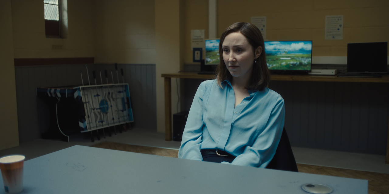 Adolescence.S01E03.2160p.10bit.NF.WEB-DL.DDP5.1.HEVC-Vyndros.mkv_snapshot_17.05_[2025.05.26_17.47.47