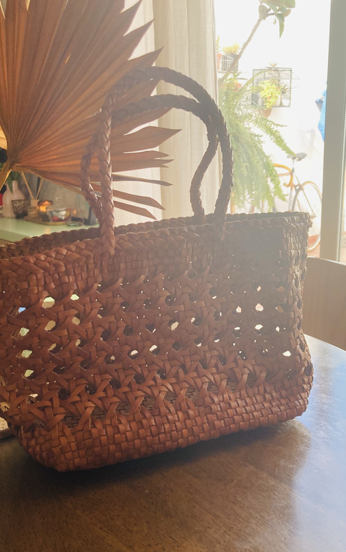 0A73021F-2C82-4878-B8D5-9D9CCC8944B9