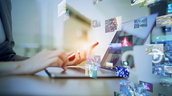 Technology-Blogger-1.jpg