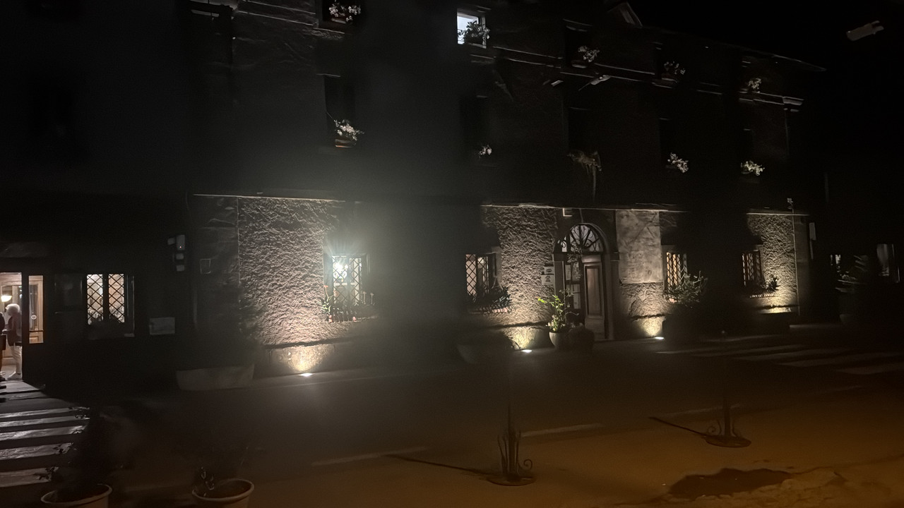 55C0D244-36A1-4AA9-B631-163EA221E975