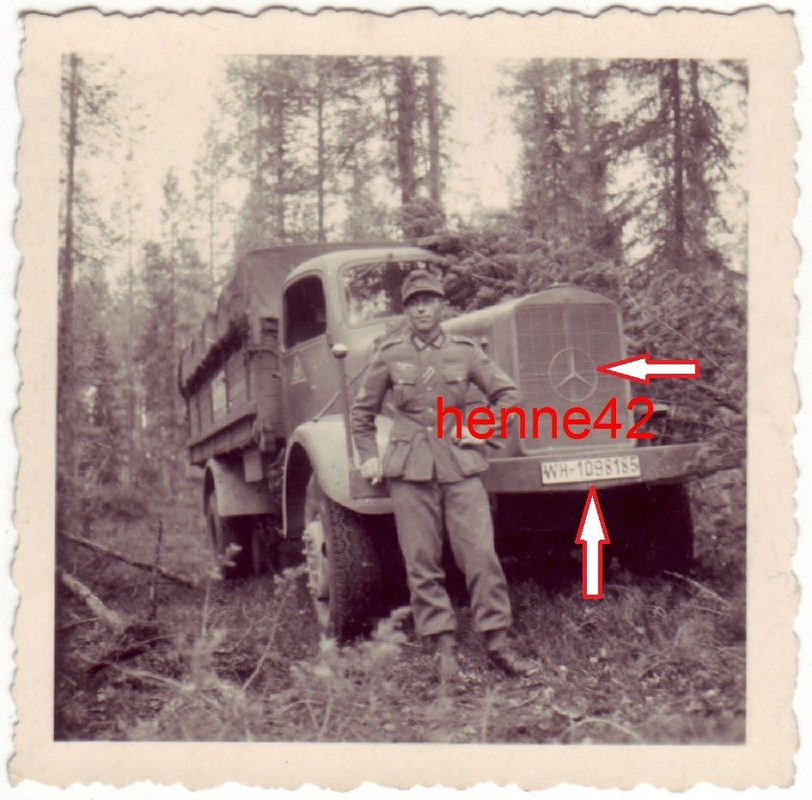 Gebirgsjäger vor Mercedes Lkw WH-1098185 Lapplan