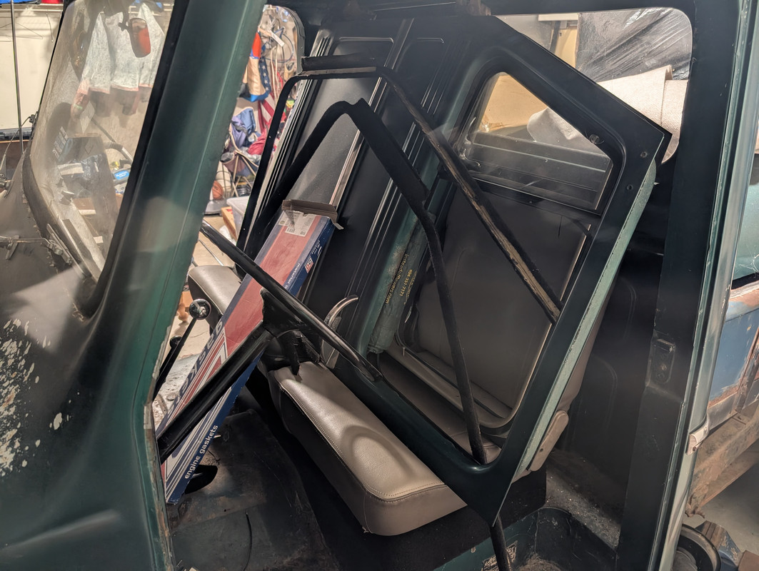 PXL_20251002_001925667