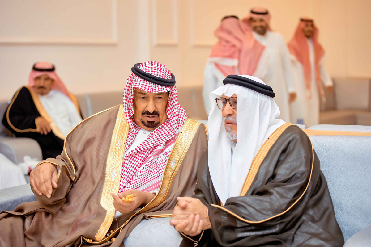 freelancers-BN6-A2302