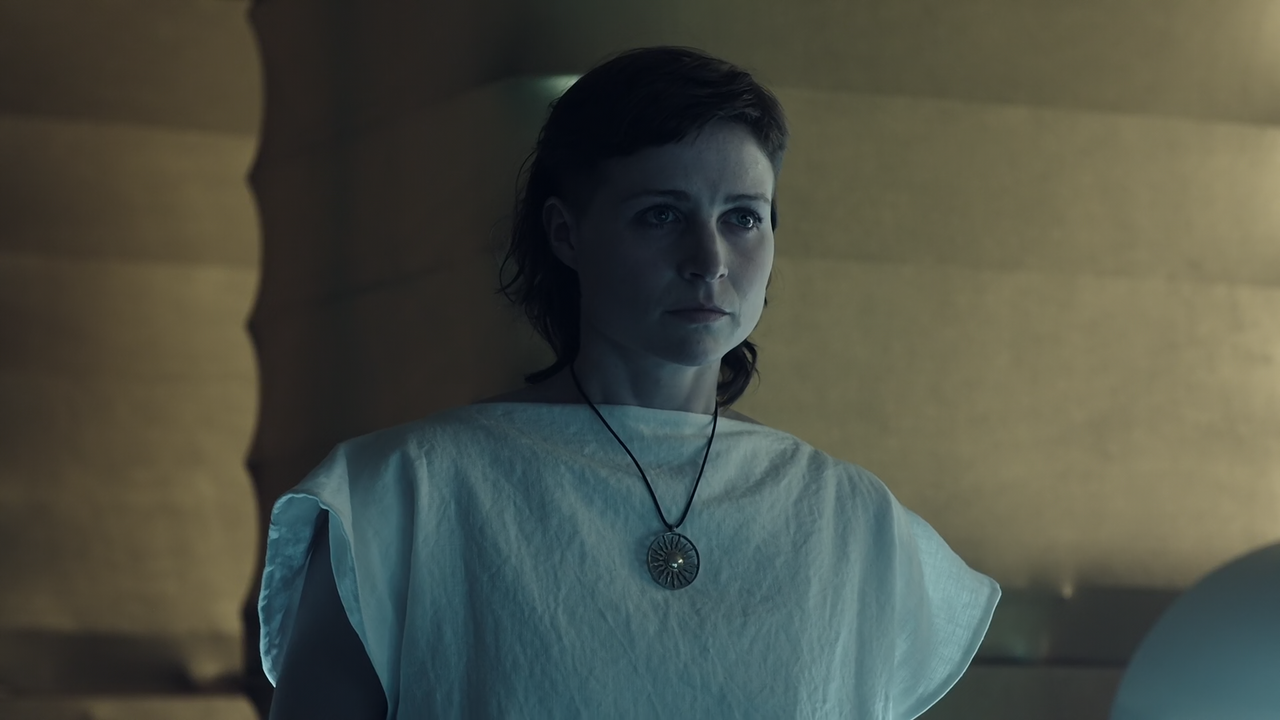 Raised.by.Wolves.(2020).S01E02.Pentagram.1080p.10bit.HMAX.WEB-DL.DD5.1.HEVC-Vyndros.mkv_snapshot_10.
