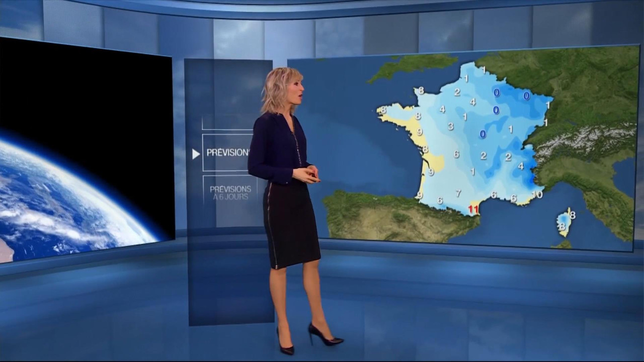 Stéphanie Duval 241218.mp4_snapshot_00.19_[2018.12.24_23.20.40]