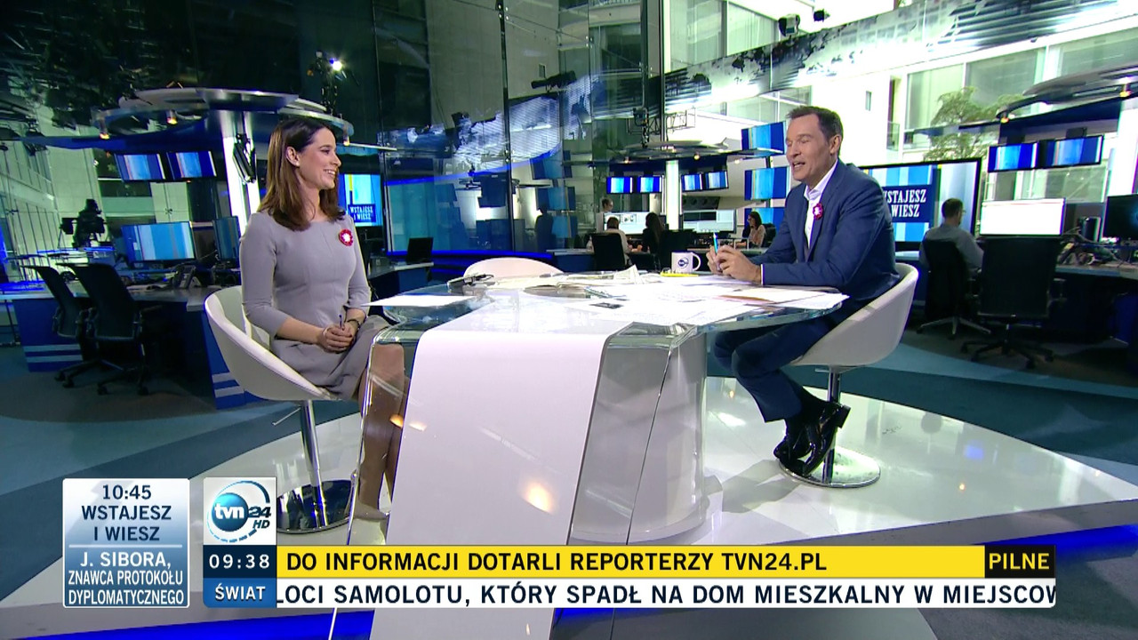 TVN_24_HD-11112015-0929.mts (0_09_04) 004709