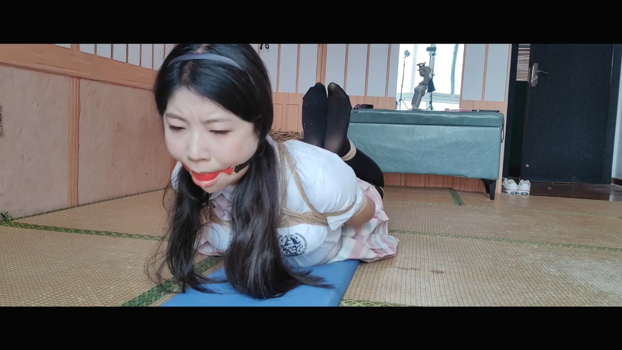 一绳所爱 舞蹈生柔柔直臂海老缚.mp4_20231022_130508.687