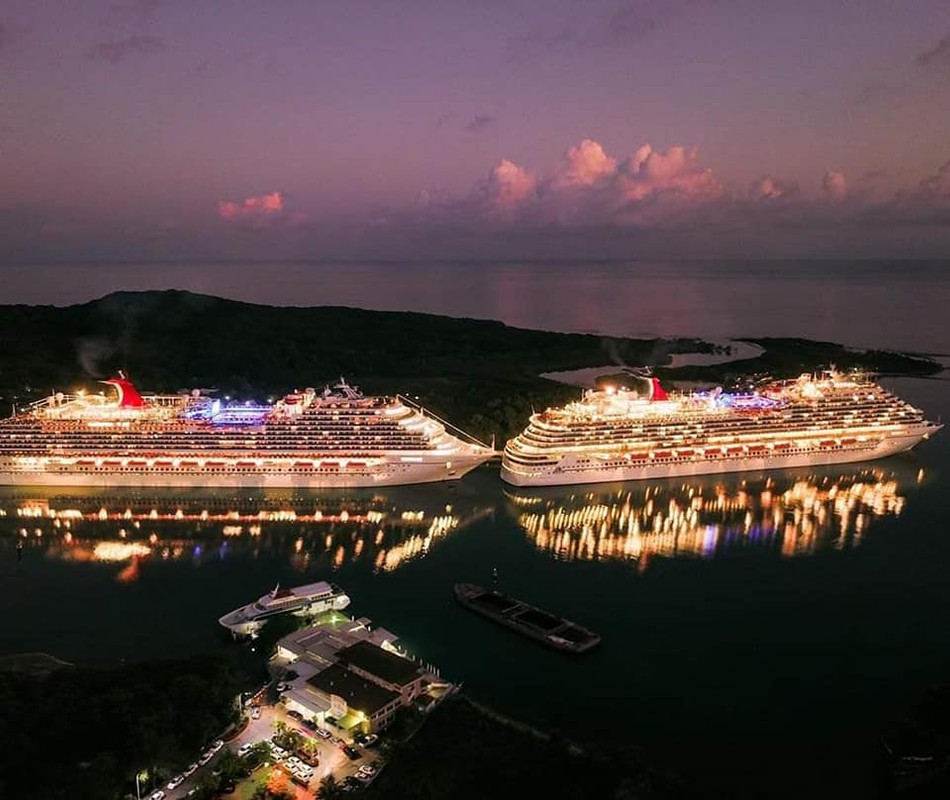 ROATAN1.jpg
