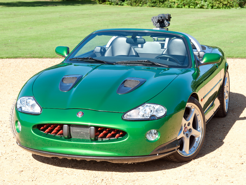 Jaguar-XKR Convertible (2002)