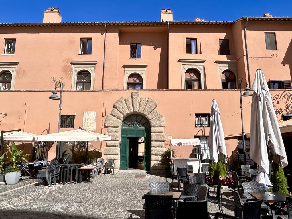 Жаркий сентябрь на побережье Тирренского моря. Жаркий сентябрь на побережье Тирренского моря.