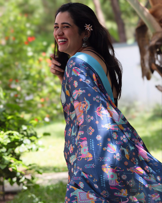 24-Girija-Oak-Godbole-Beautiful-Photos-in-Saree-My-Vantage-Point