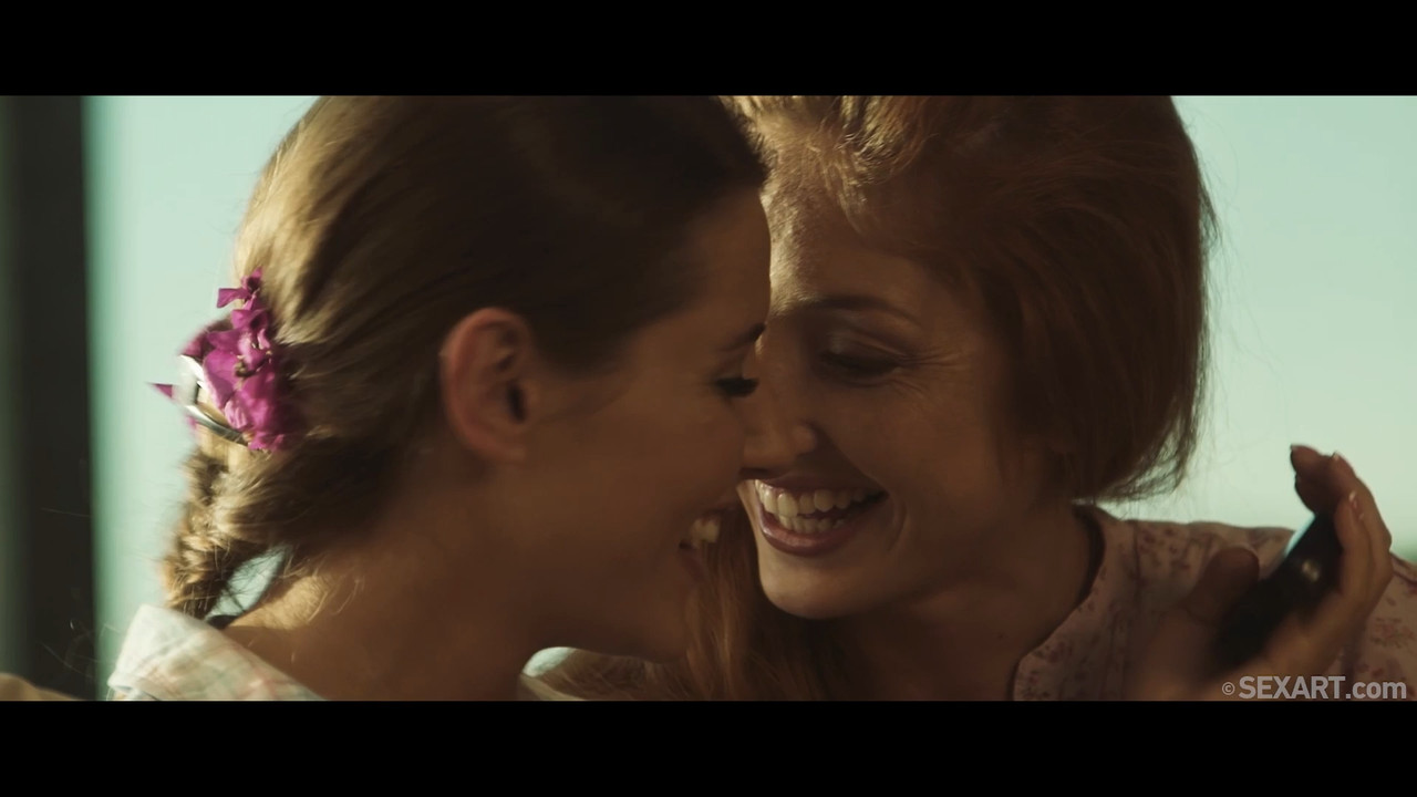 MichelleH - Sunset_$3x4rt - 121616 HD.mp4_snapshot_01.58.640