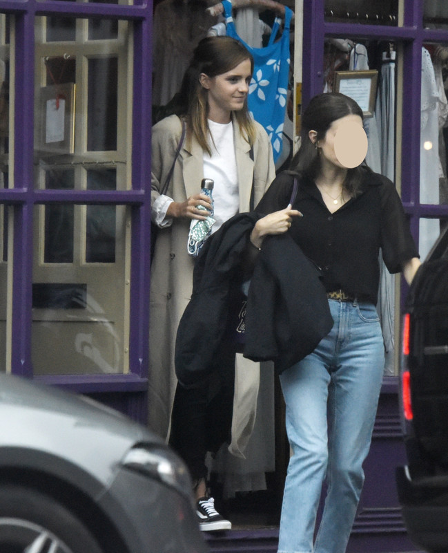 emmawatson-updates.com (3)