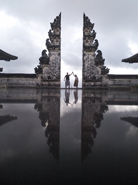 Indonesia y Kuala Lumpur en 18 días: El viaje de mi vida - Blogs de Indonesia - Día 8 - Bali: Goa Lawah, Tirta Gangga y Pura Lempuyan (5)