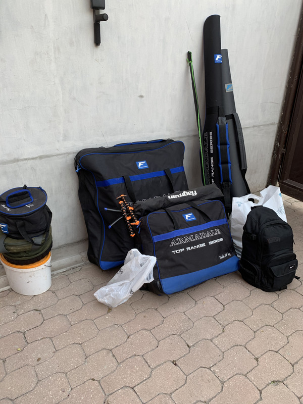 0D3257DD-7FD6-4104-A4E9-F3077075BB43