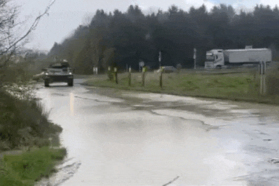 https://i.postimg.cc/1zs1R4S6/video-2026-06-29-06-23-57-(1).gif