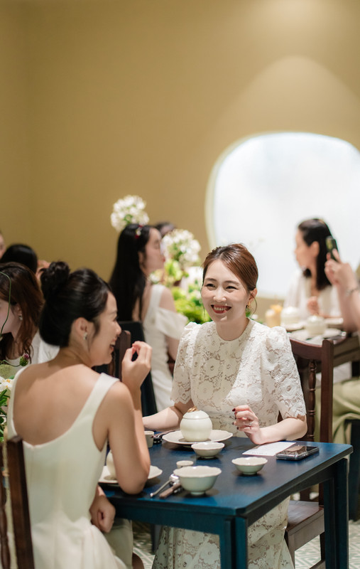 [Hẹn hò Hà Nội] Lạc vào biệt thự Pháp cổ 81 Quán Thánh: Vibe "chill" hết nấc