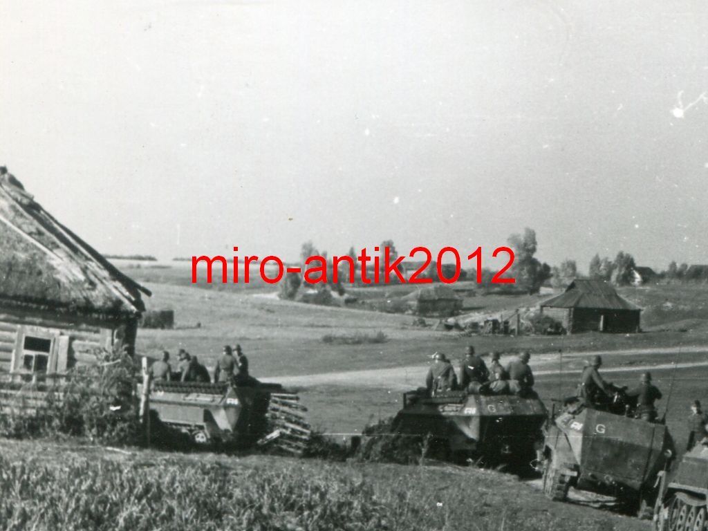 Foto - Spähpanzer Karlsruhe mit Panzersoldate1