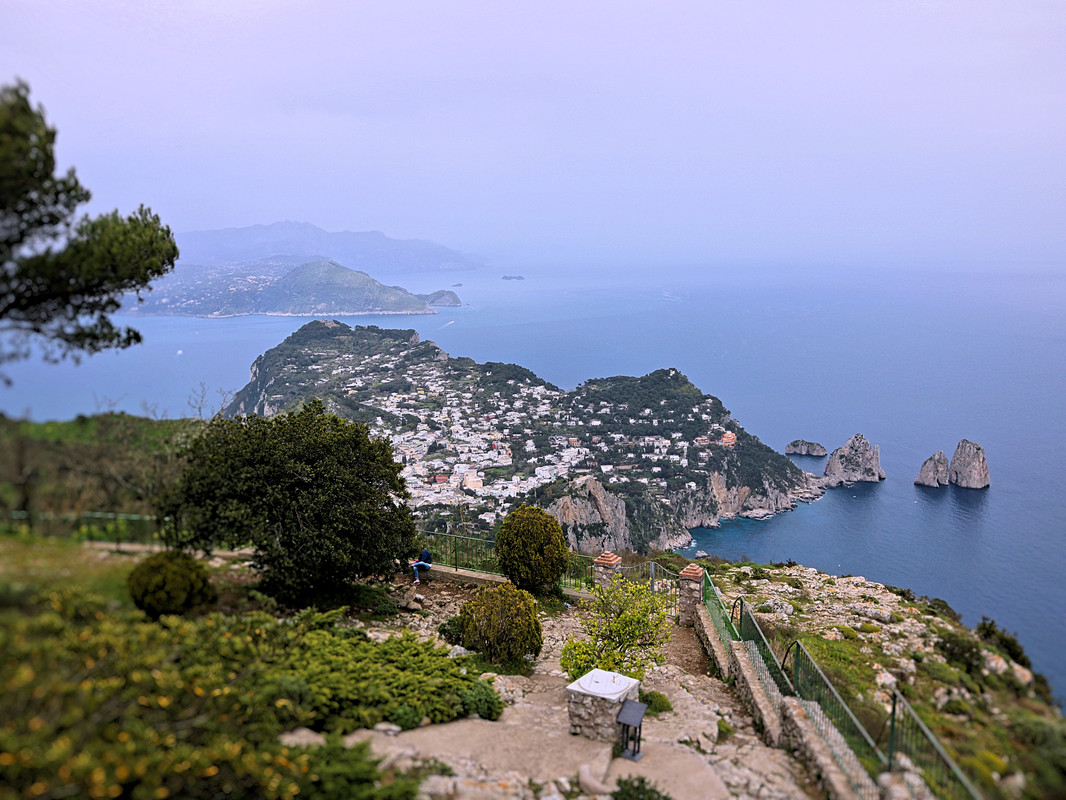 plan a holiday in capri island
