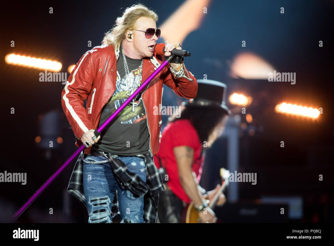 guns-n-roses-perform-in-the-not-in-this-