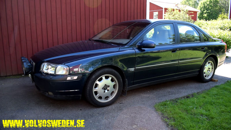 i.postimg.cc/1zwQMw82/Hur-man-byter-bromsar-volvo-svxc-70.jpg