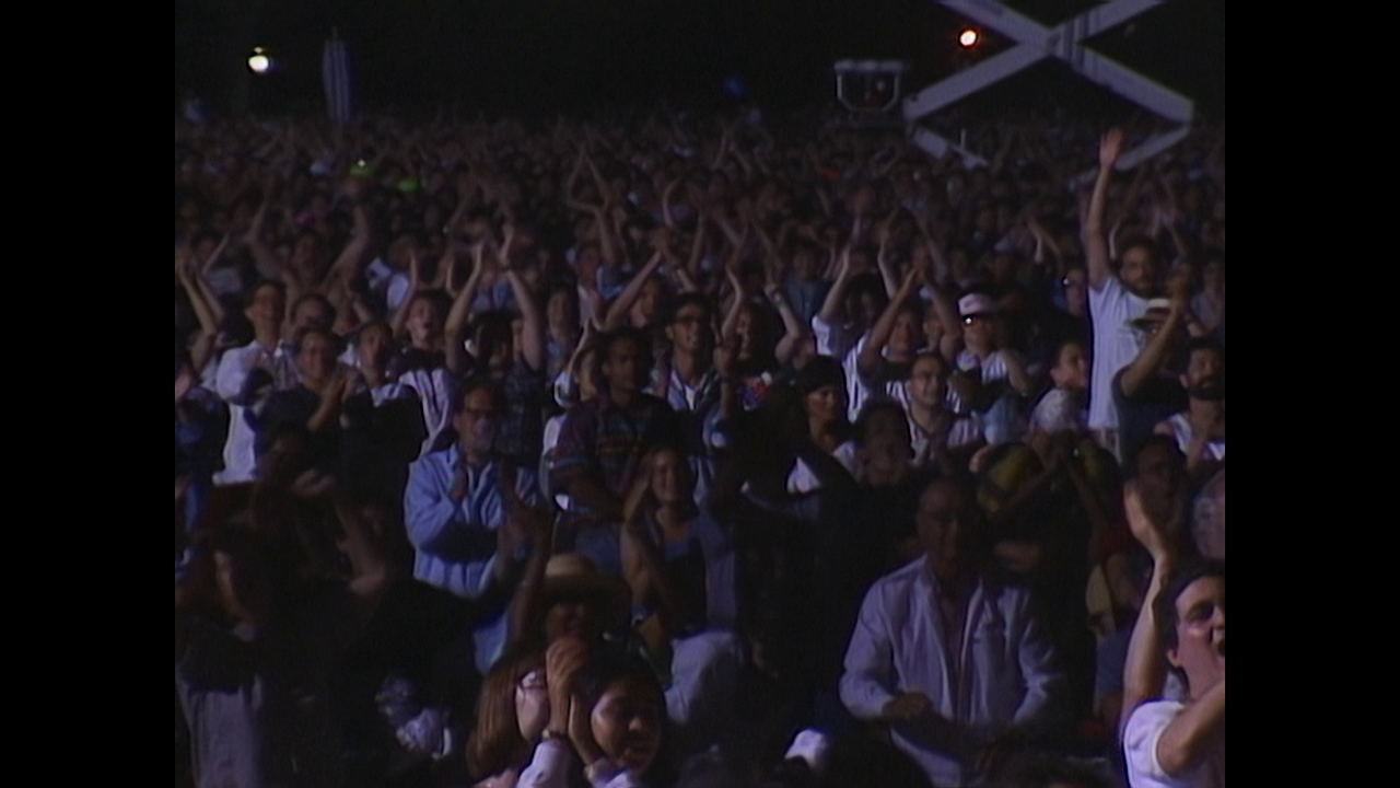 vlcsnap-2023-12-17-19h02m48s445