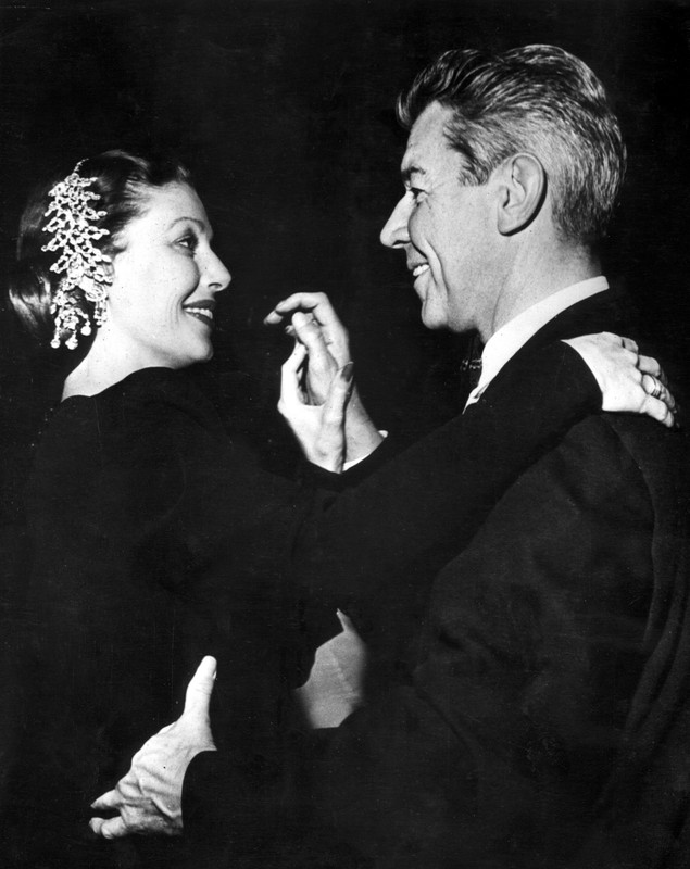 loretta_young_a96