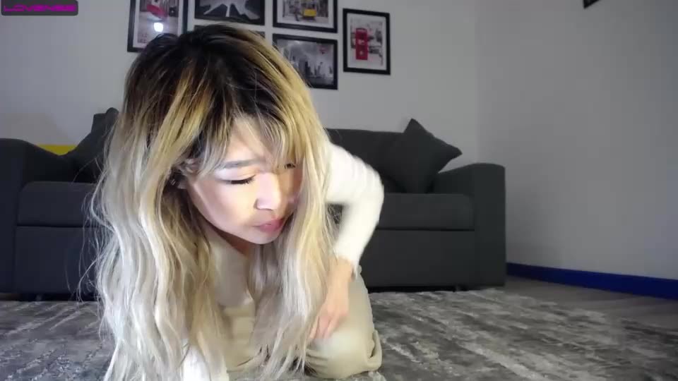 _mia_kim Chaturbate Apr 27 2021 05-10-52