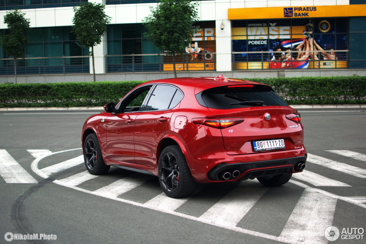 alfa-romeo-stelvio-quadrifoglio-c760116062018195602_7