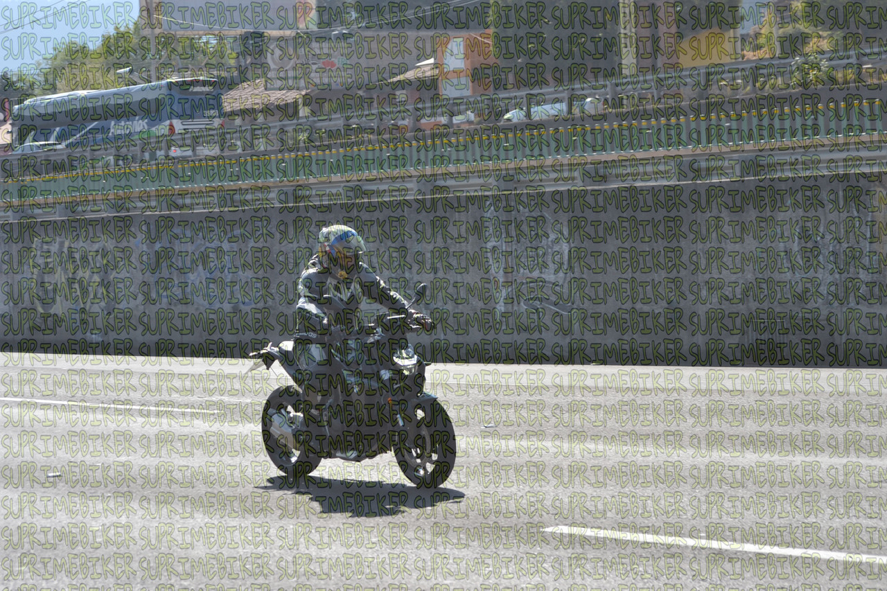 DSC 0945