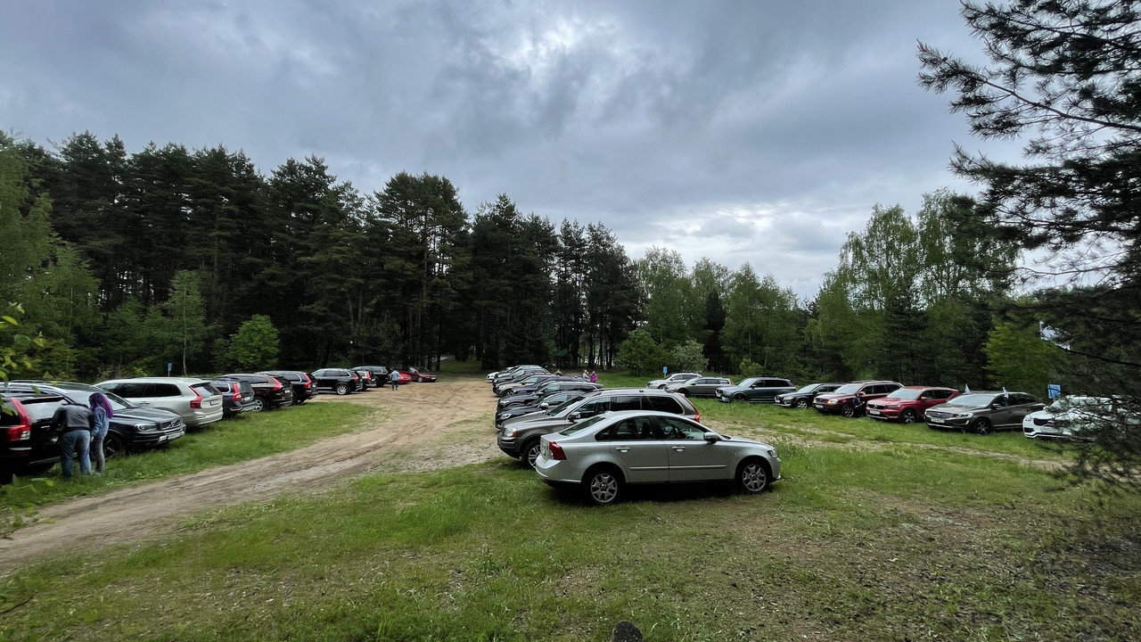 C50F3B22-141D-4E8B-A1F3-15C0F07ED99F