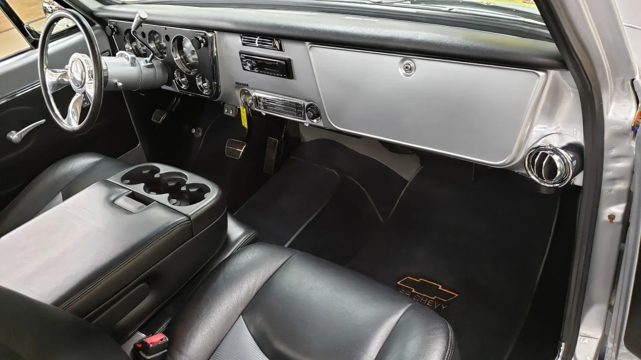 1968 chevrolet c10 reg cab shortbox 33