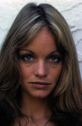 pamela-sue-martin-c07