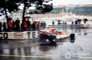 14 de mayo Jean-pierre-beltoise-brm-p160b-1-5