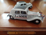 Norev-11-A-1935-Berline-Grise-Tour-de-France-Pub-Le-Soir.jpg