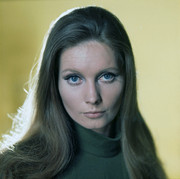 catherine-schell-ma48