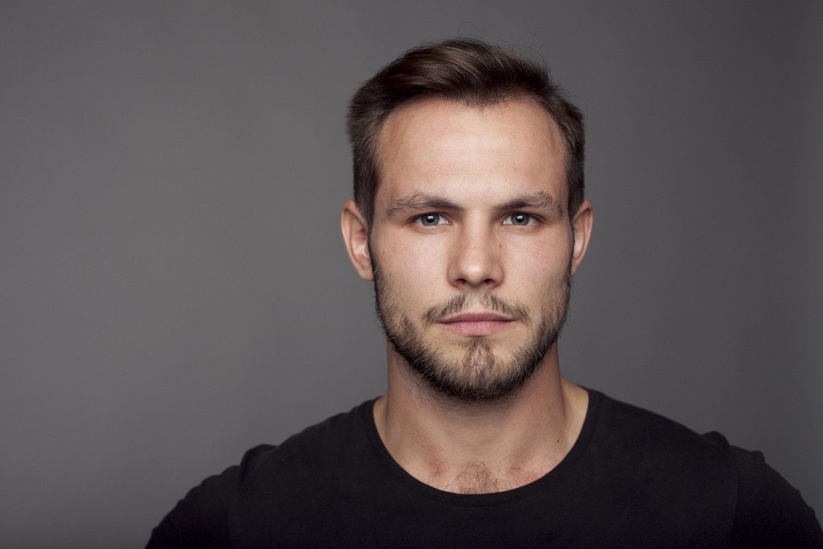 Контакт Актеры Фото – Telegraph