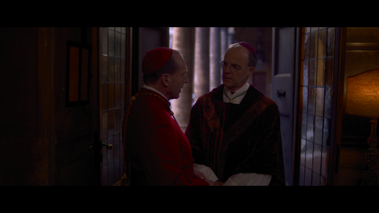 mpv-shot_Conclave.2024.2160p.UHD.BDRemux.HDR.HEVC-Нечипорук_00_39_26_0004