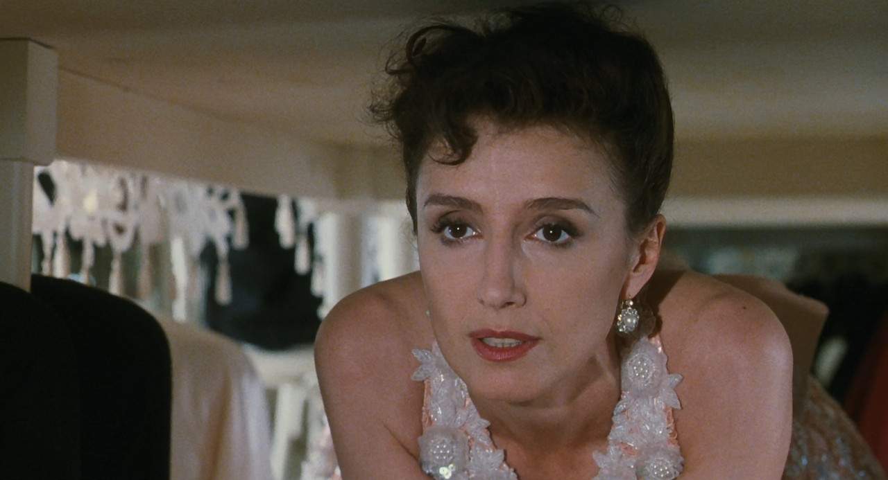 Life Is Beautiful (1997).mkv_snapshot_00.45.14_[2018.01.27_18.15