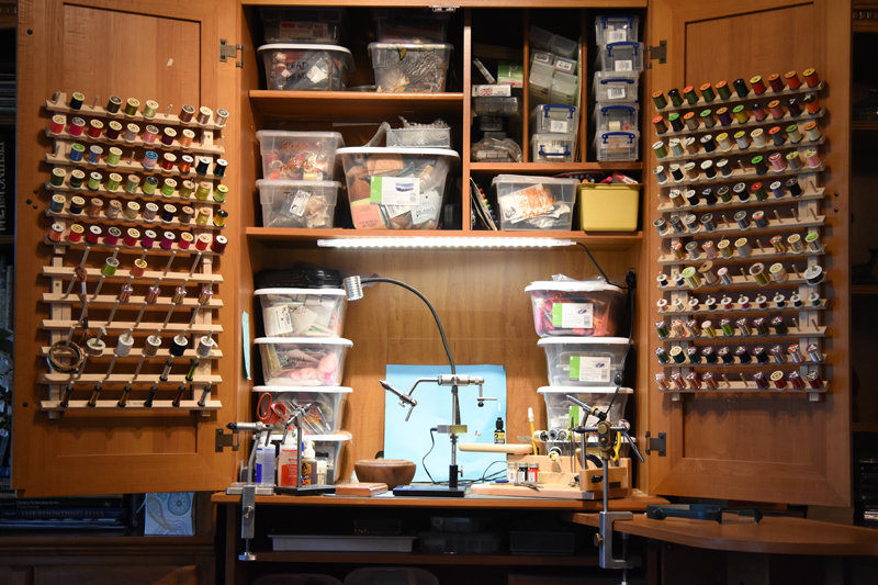 Fly Fishing Addicts: User Forum • View topic - Fly Tying Station